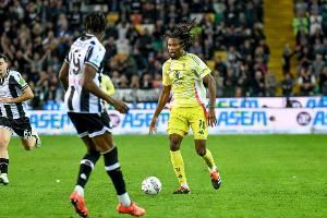 意媒：巴黎可能让穆阿尼和K-图拉姆互换，但尤文不打算出售后者