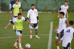 埃尔切老板谈阿根廷国家队造访：现场观看梅西让许多孩子梦想成真